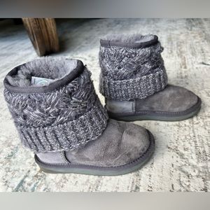 Australia Luxe Collective Fame Short Boots size 11 Toddler like UGG